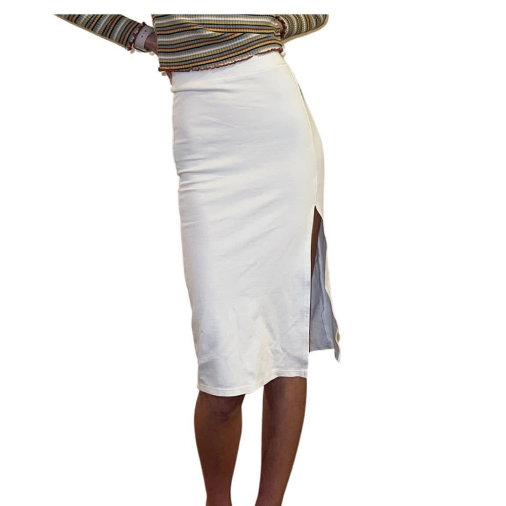 🤍 Forever 21 White Midi Skirt Size Small 🤍